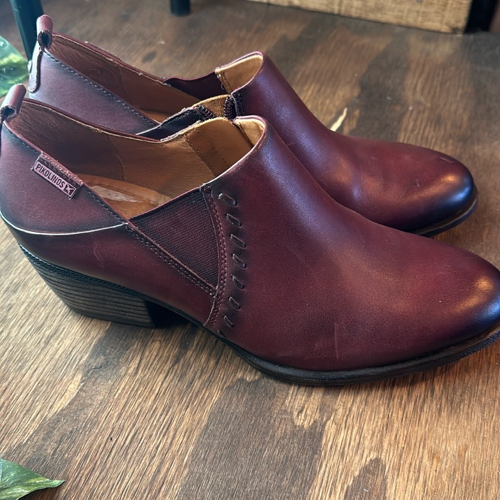 Pikolinos size 41 New booties